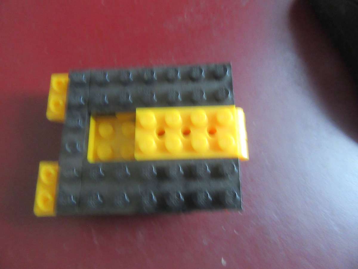 PARTLYASSEMBLED LEGO CAR/TRUCK