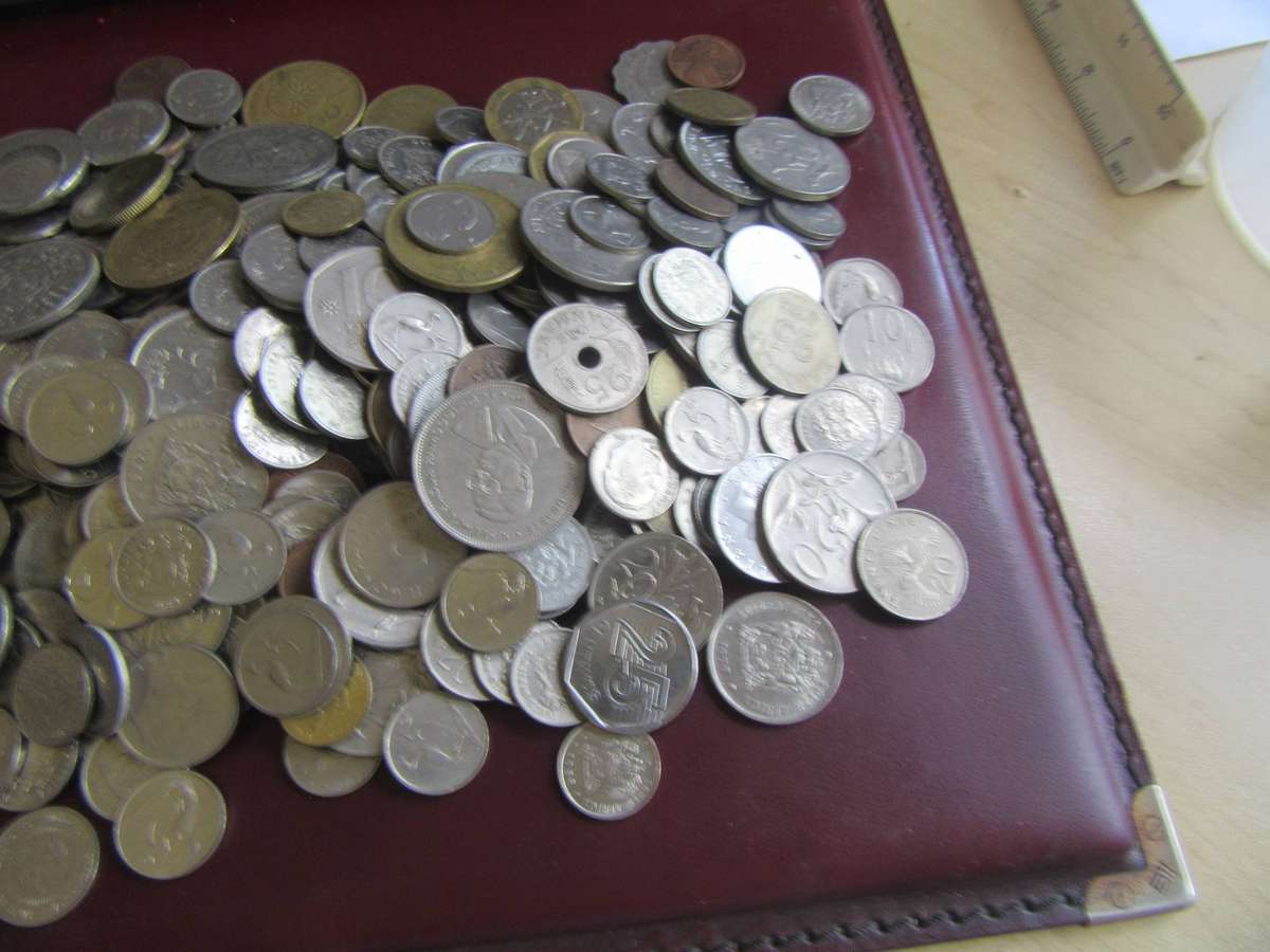 GOOD START FOR THE BEGINNER - 280INTERNATIONAL COINS INCL. RSA COINS - AS PER SCAN -BID PER COIN 1