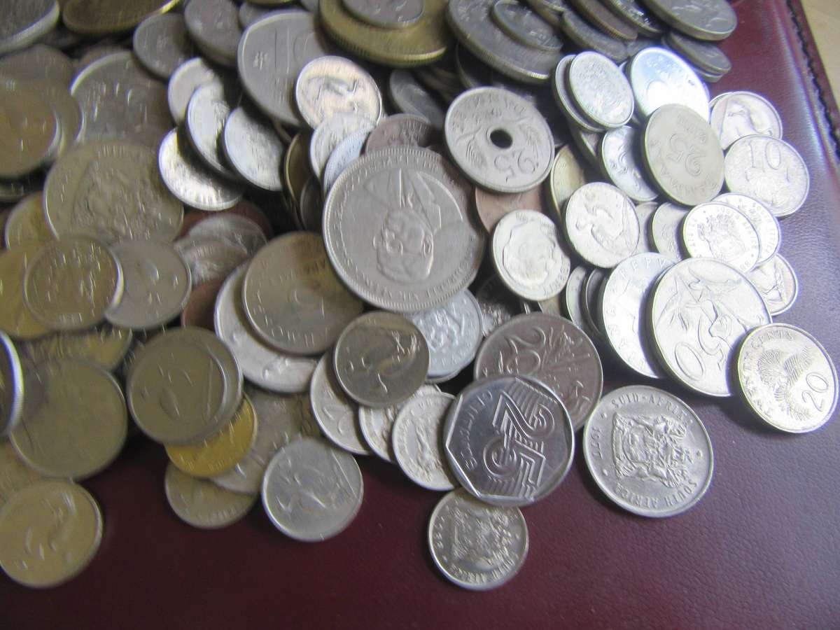 GOOD START FOR THE BEGINNER - 280INTERNATIONAL COINS INCL. RSA COINS - AS PER SCAN -BID PER COIN 1