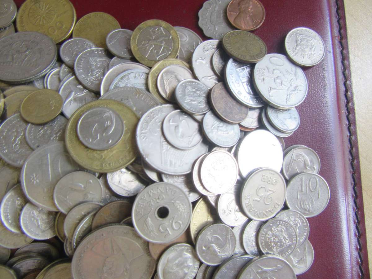 GOOD START FOR THE BEGINNER - 280INTERNATIONAL COINS INCL. RSA COINS - AS PER SCAN -BID PER COIN 1