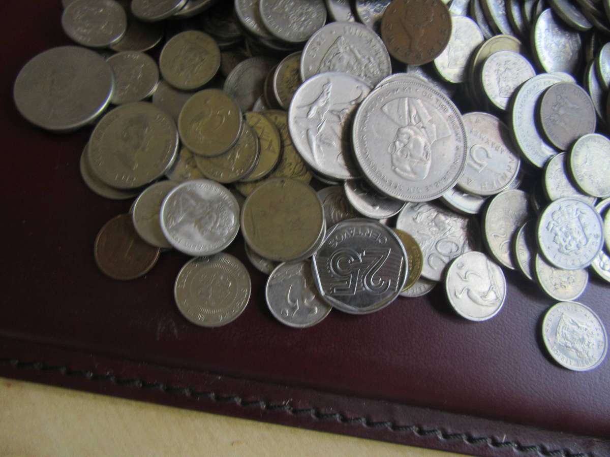 GOOD START FOR THE BEGINNER - 280INTERNATIONAL COINS INCL. RSA COINS - AS PER SCAN -BID PER COIN 1