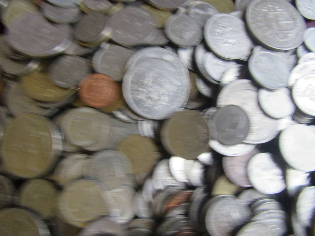 GOOD START FOR THE BEGINNER - 280INTERNATIONAL COINS INCL. RSA COINS - AS PER SCAN -BID PER COIN 1