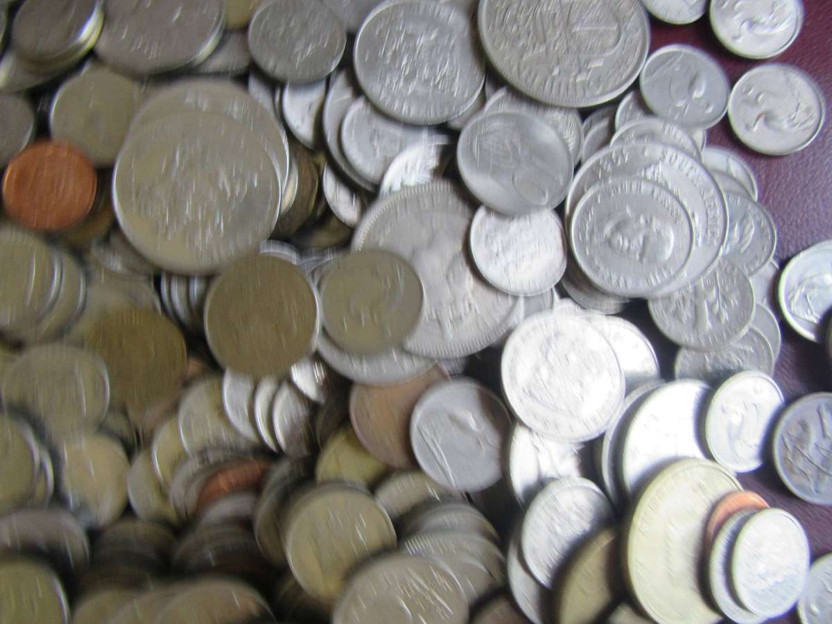 GOOD START FOR THE BEGINNER - 280INTERNATIONAL COINS INCL. RSA COINS - AS PER SCAN -BID PER COIN 1