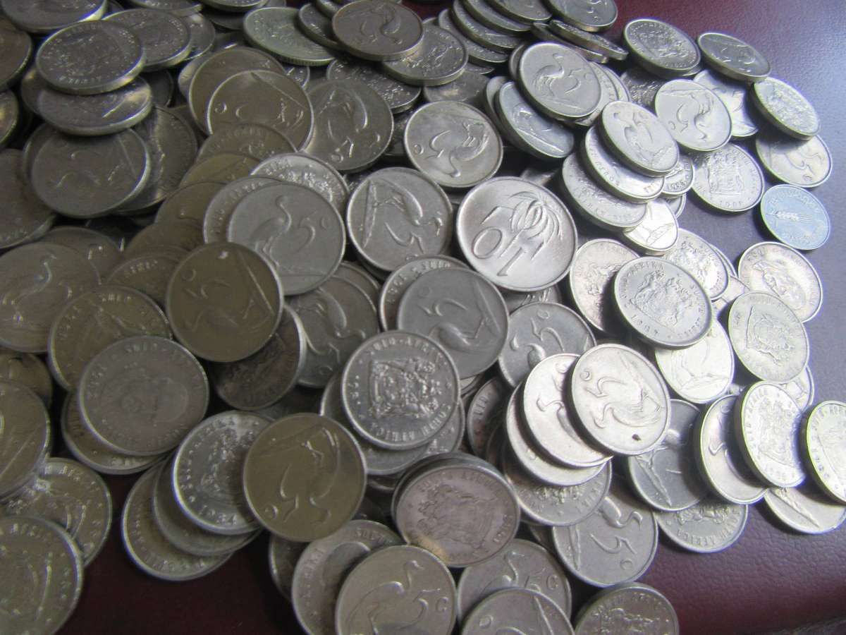 700 g OF OLD SOUTH AFRICAN COINS AS PER SCAN BID PER TWO GRAMS - 13