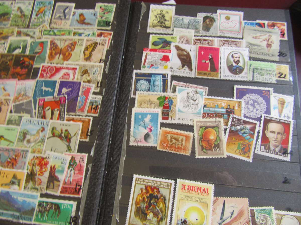 LARGE IDEAL ALBUM - 16 PAGES FILLED WITH INTERNATIONAL /THEMATIC STAMPS - AS PER SCAN - BID PER PAGE