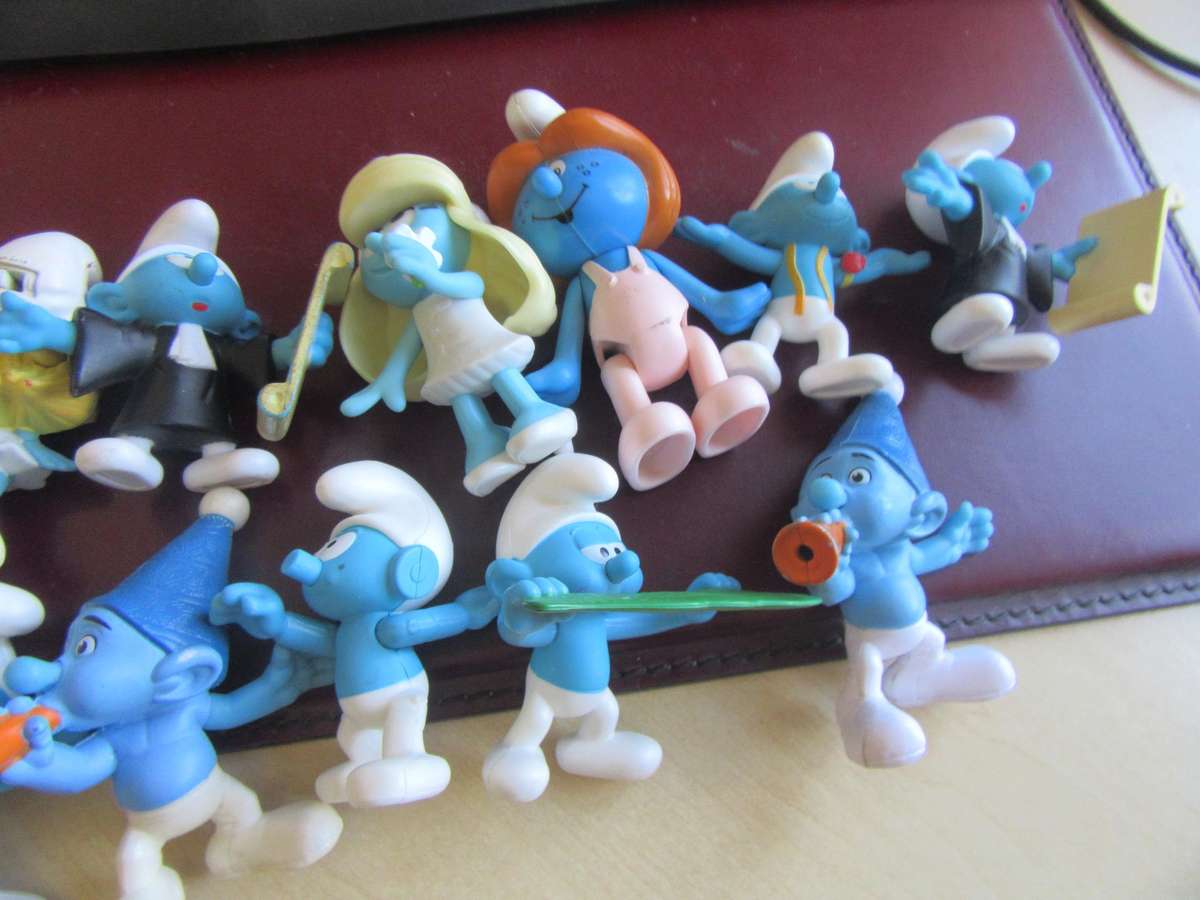 SMURF SELECTION - 13 VARIOUS - BID PER ITEM