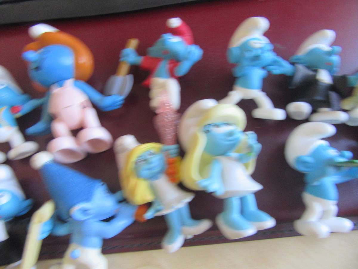 SMURF SELECTION - 13 VARIOUS - BID PER ITEM