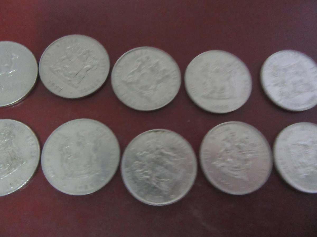 RSA - 12 ONE RAND COINS - VARIOUS YEARS - COAT OF ARMS - BID PER ITEM