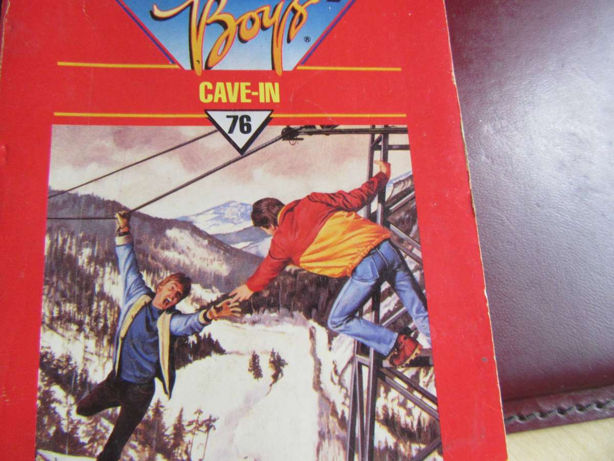 THE HARDY BOYS - CAVE-IN - RD