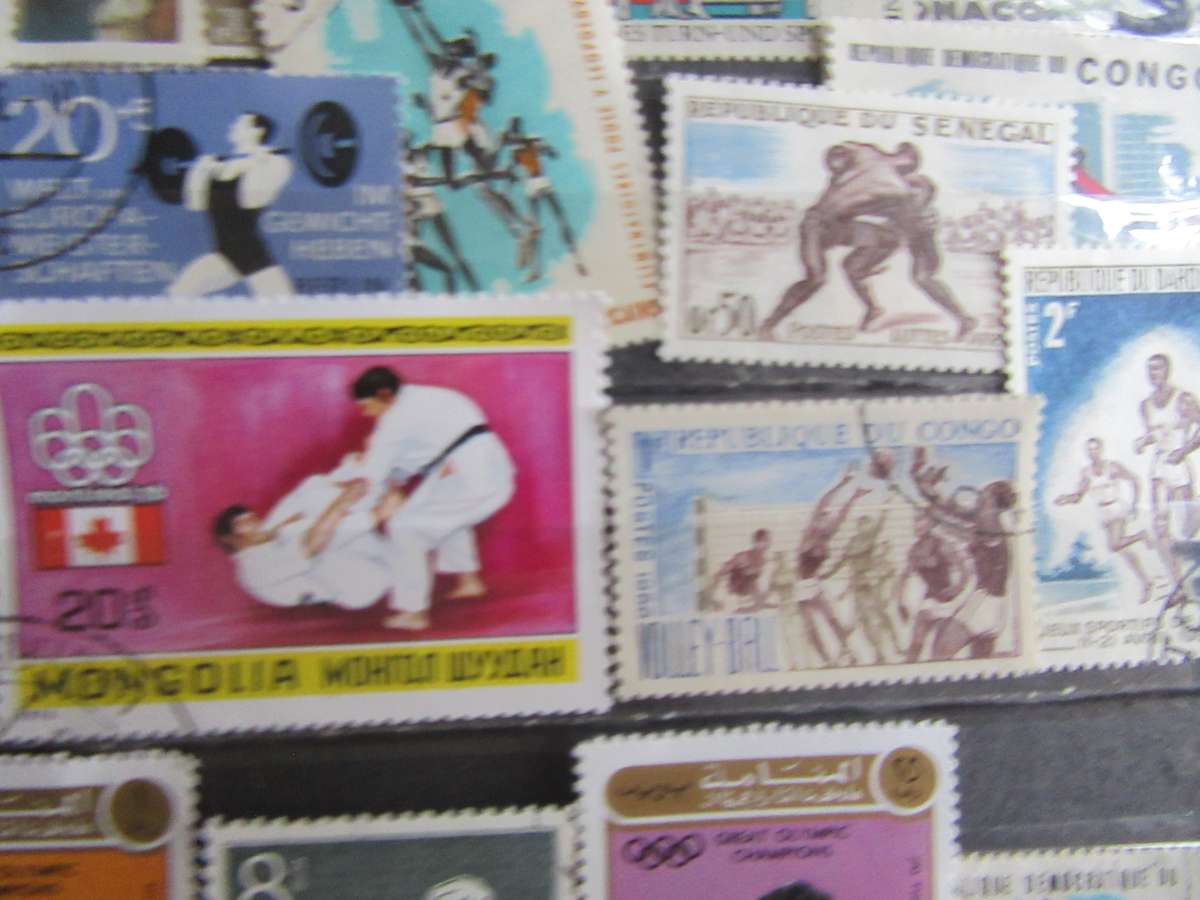 FOR THE SPORTS COLLECTOR - 50 VARIOUS INTERNATIONALS -   - CARD EXCLUDED - H2