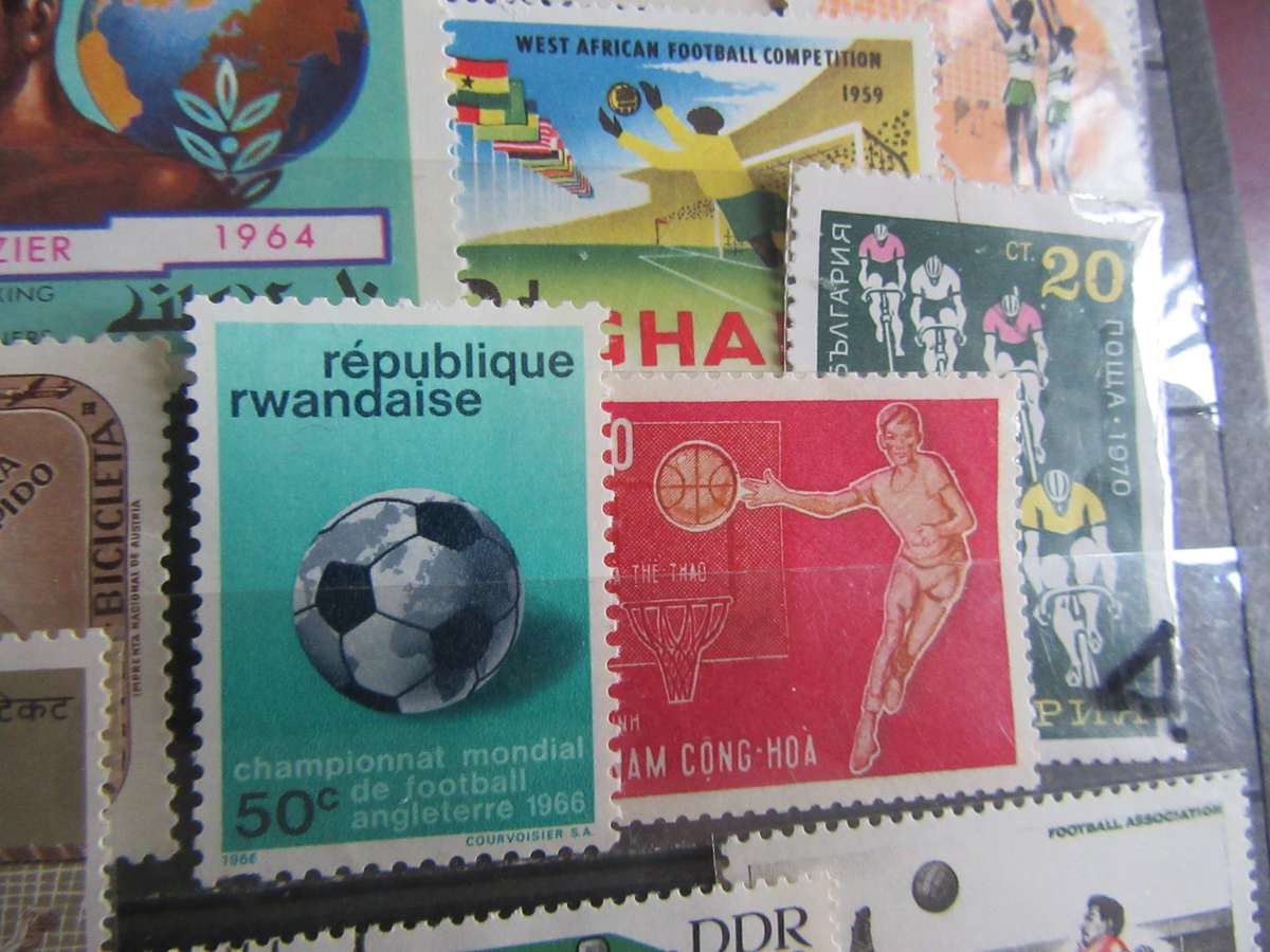 FOR THE SPORTS COLLECTOR - 50 VARIOUS INTERNATIONALS -   - CARD EXCLUDED - H2
