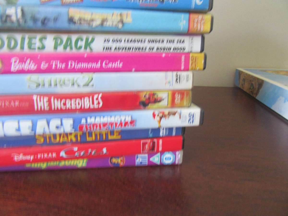 19 VARIOUSCHILDRENS DVD'S AS PER SCAN- MD - BIDPER ITEM