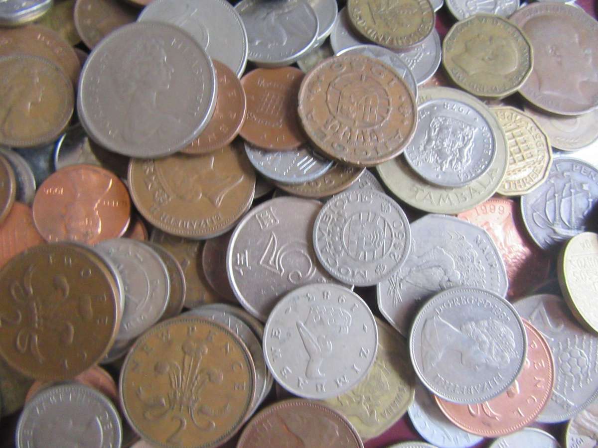 600 World Coins incl. RSA Coins - Bid per coin - Lot 12