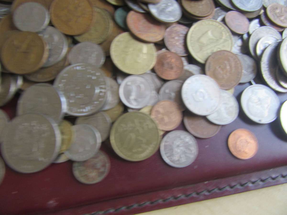 GOOD START FOR THE BEGINNER -500 INTERNATIONAL COINS INCL. RSA COINS - AS PR SCAN - BID PER COIN11