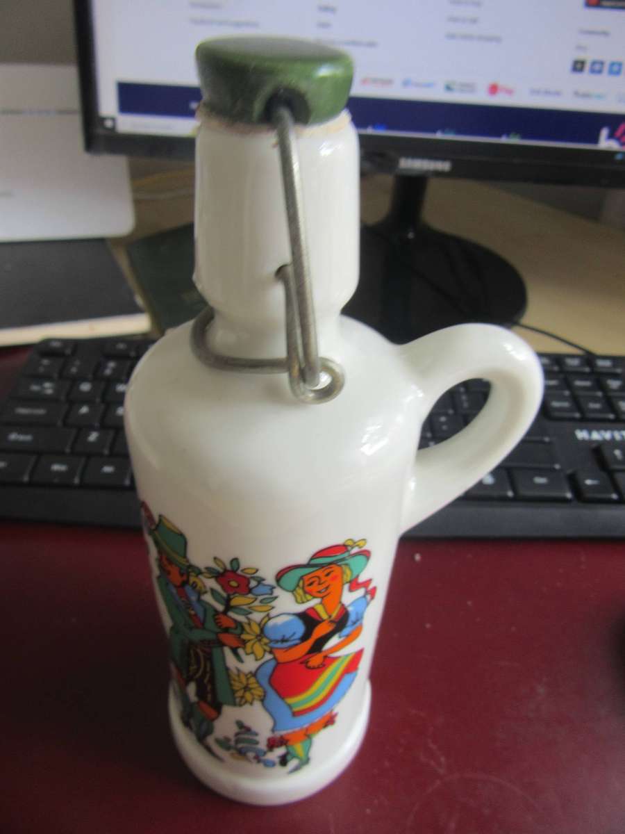 A MUST FOR THE MANCAVE - BEAUTIFULCERAMIC BOTTLE - HOCHLAND ENZIAN FROM GERMANY