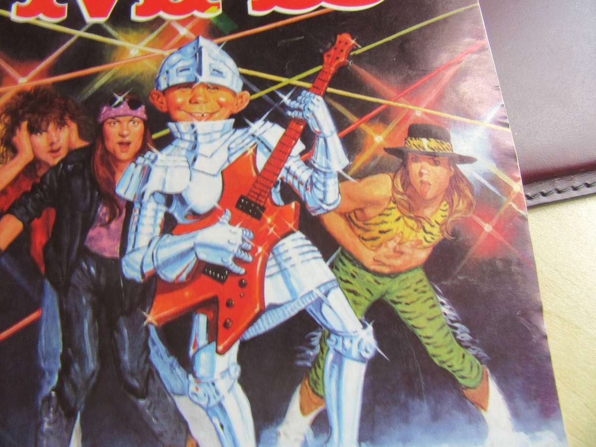 MAD MAGAZINE BUNDLE -3 VARIOUS - BID PER ITEM - LD