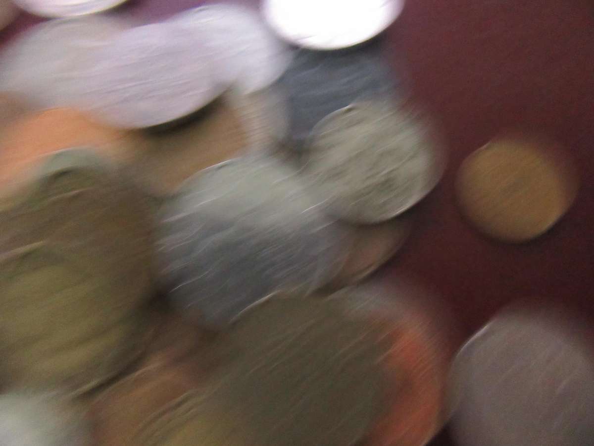 GOOD START FOR THE BEGINNER -95 WORLD COINS - AS PER SCAN BID PER COIN  - LOT5