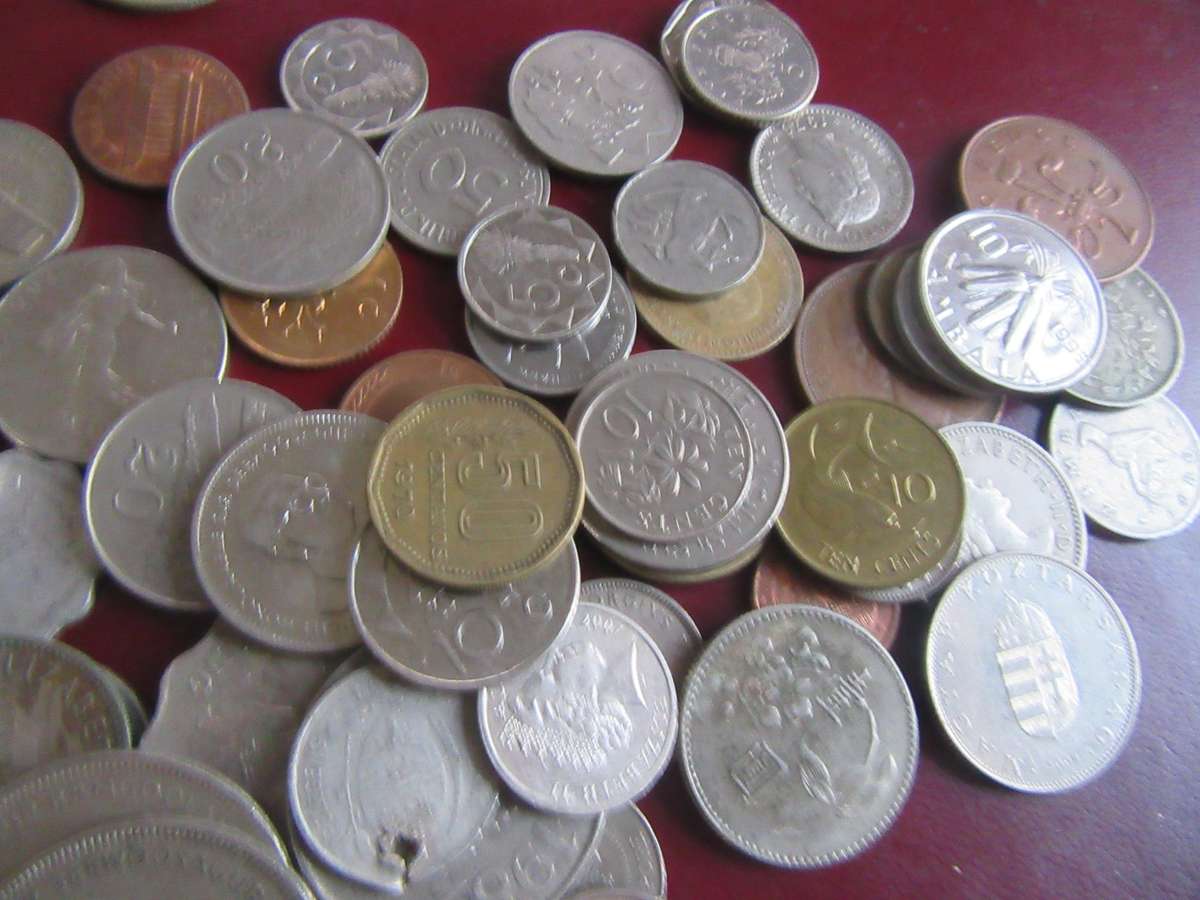 120 World Coins - Bid per Coin - Lot21 - BID PER COIN