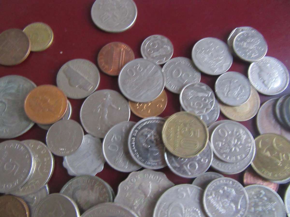 120 World Coins - Bid per Coin - Lot21 - BID PER COIN