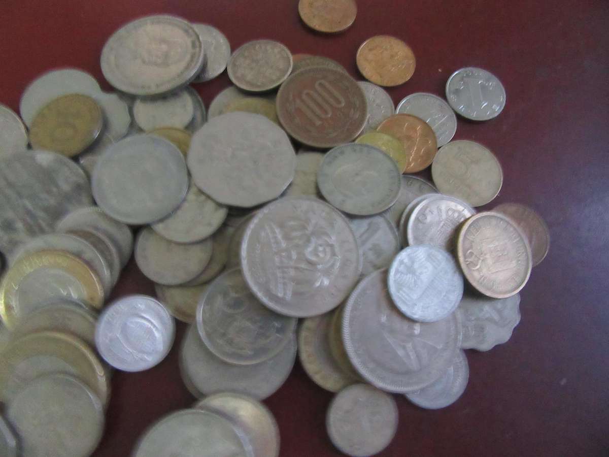 120 World Coins - Bid per coin - Lot22