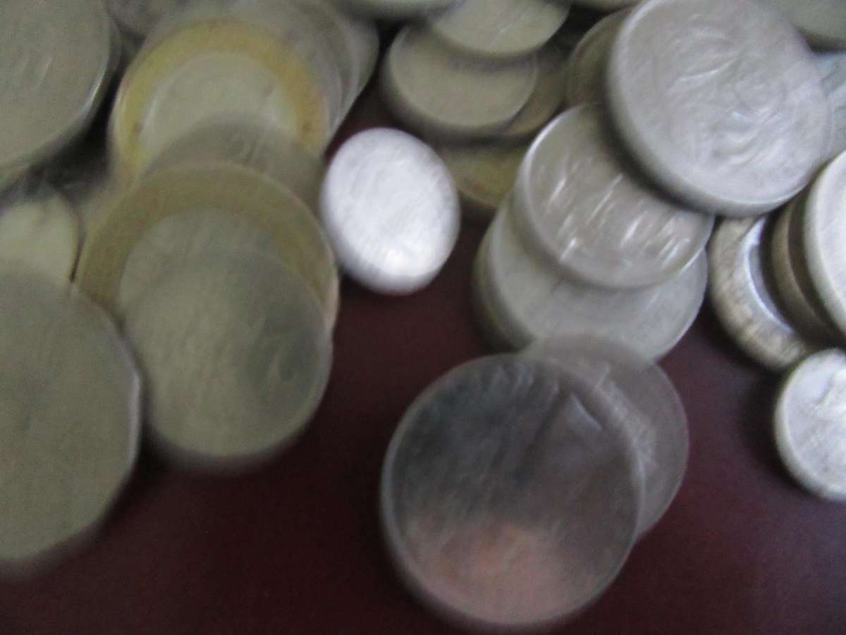 120 World Coins - Bid per coin - Lot22