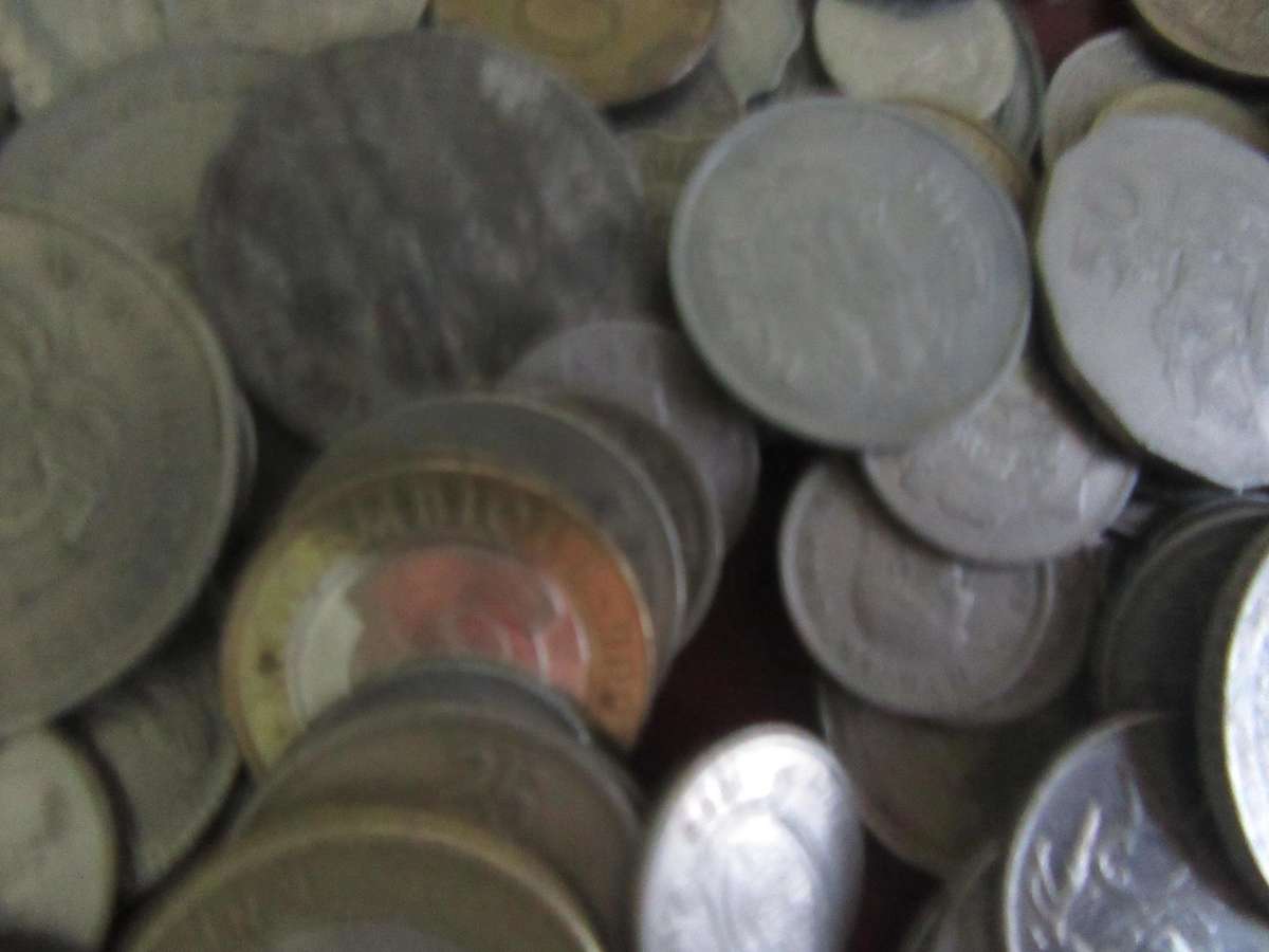 120 World Coins - Bid per coin - Lot22