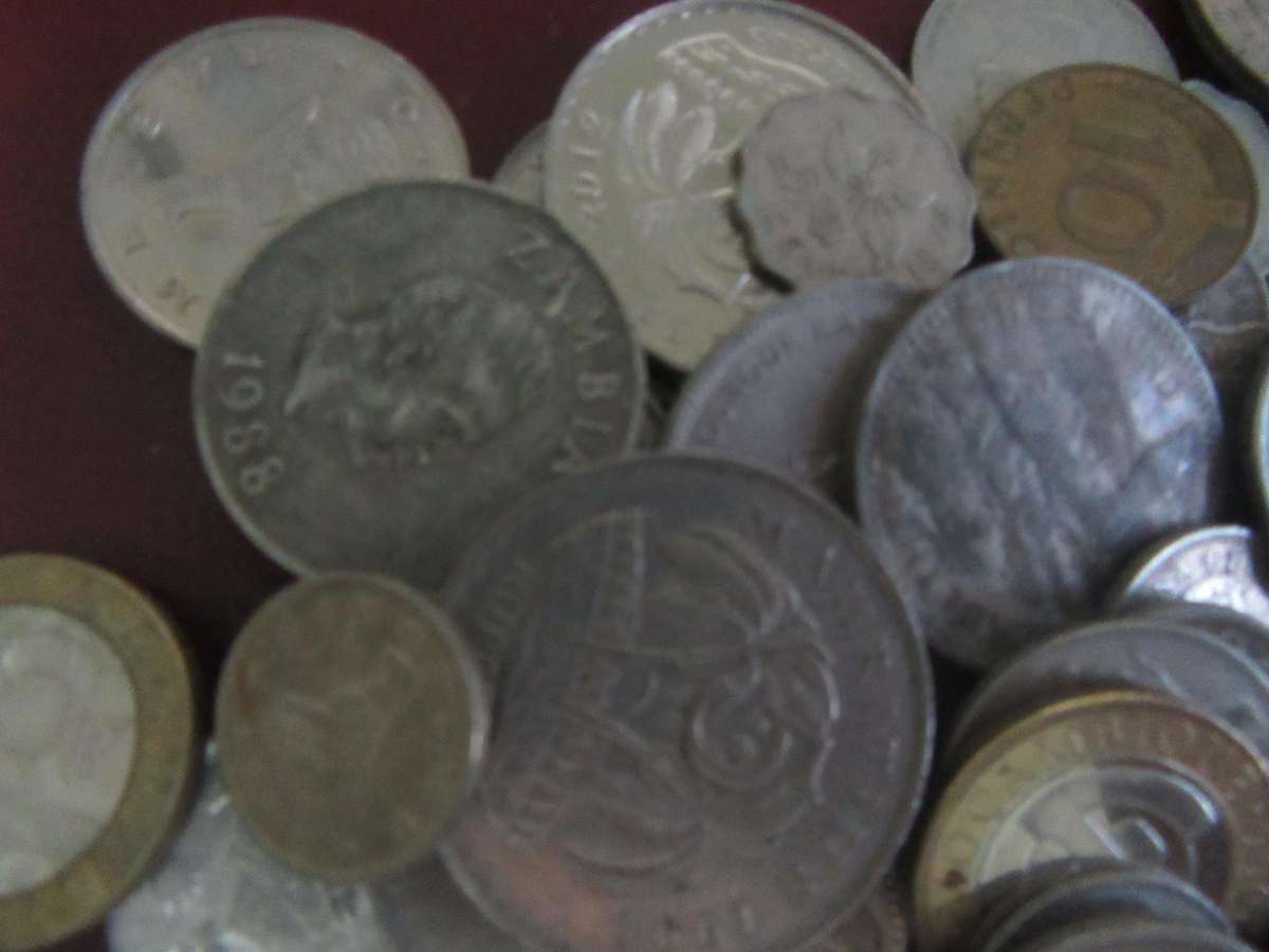 120 World Coins - Bid per coin - Lot22