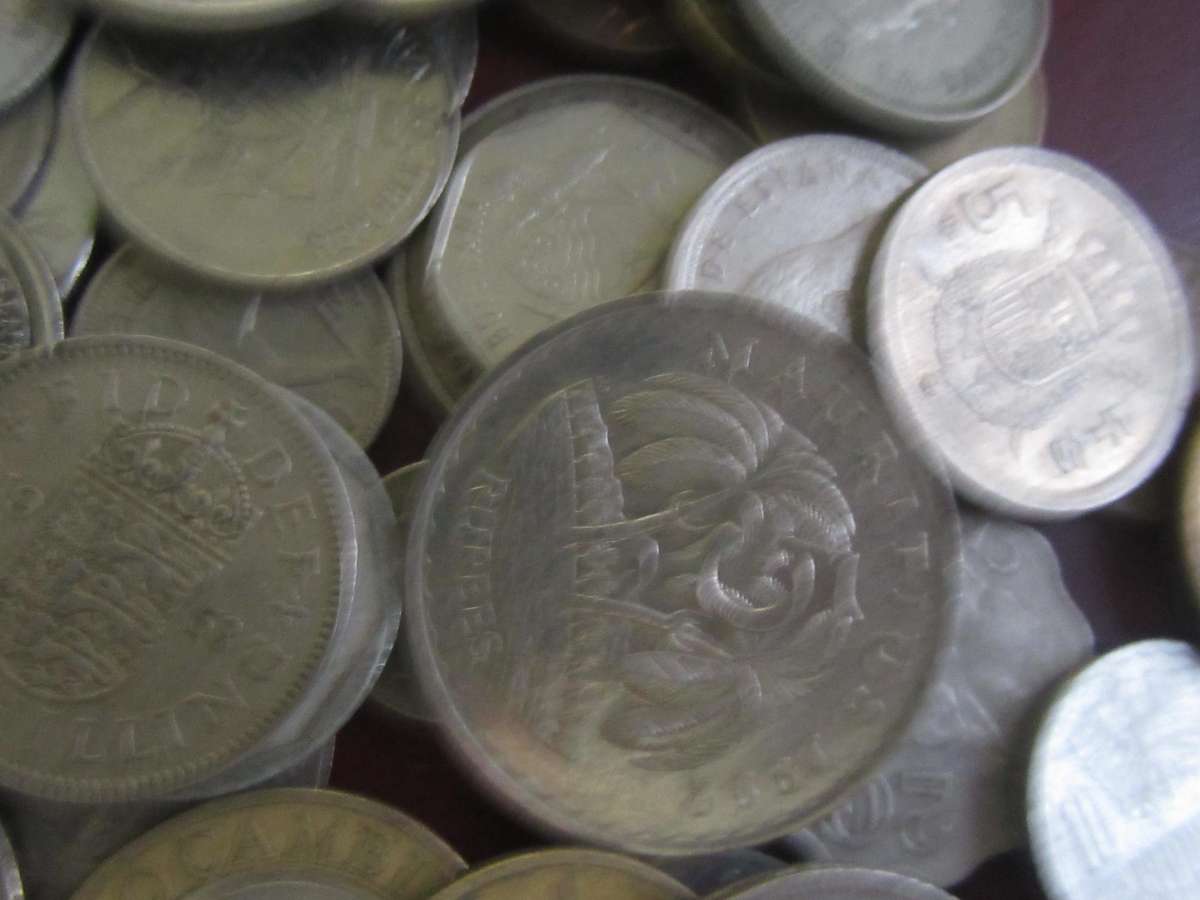 120 World Coins - Bid per coin - Lot22