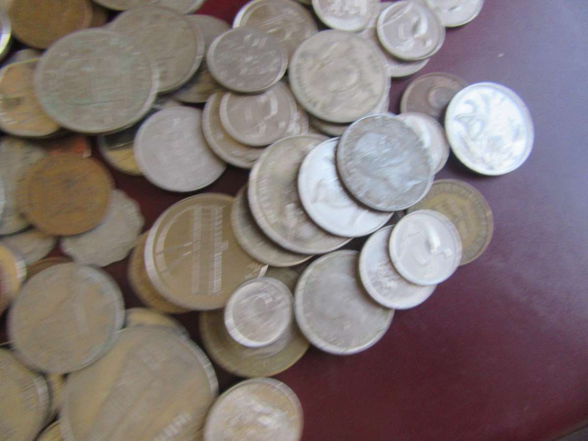 GOOD START FOR THE BEGINNER - 120 WORLD COINS INCL. RSACOINS - AS PER SCAN - LOT27 - BIDPER ITEM