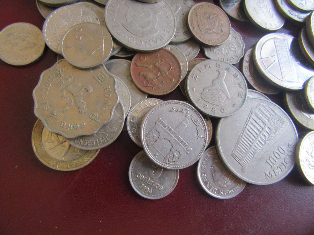 GOOD START FOR THE BEGINNER - 120 WORLD COINS INCL. RSACOINS - AS PER SCAN - LOT27 - BIDPER ITEM