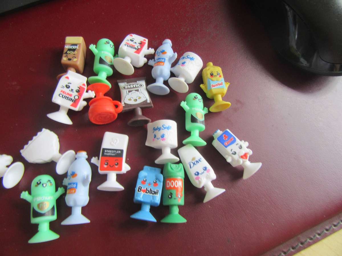 CHECKR'S LITTLE POP SHOP - 20 VARIOUS INCL. DUPLICATIONS - AS PER SCAN - BID PER ITEM
