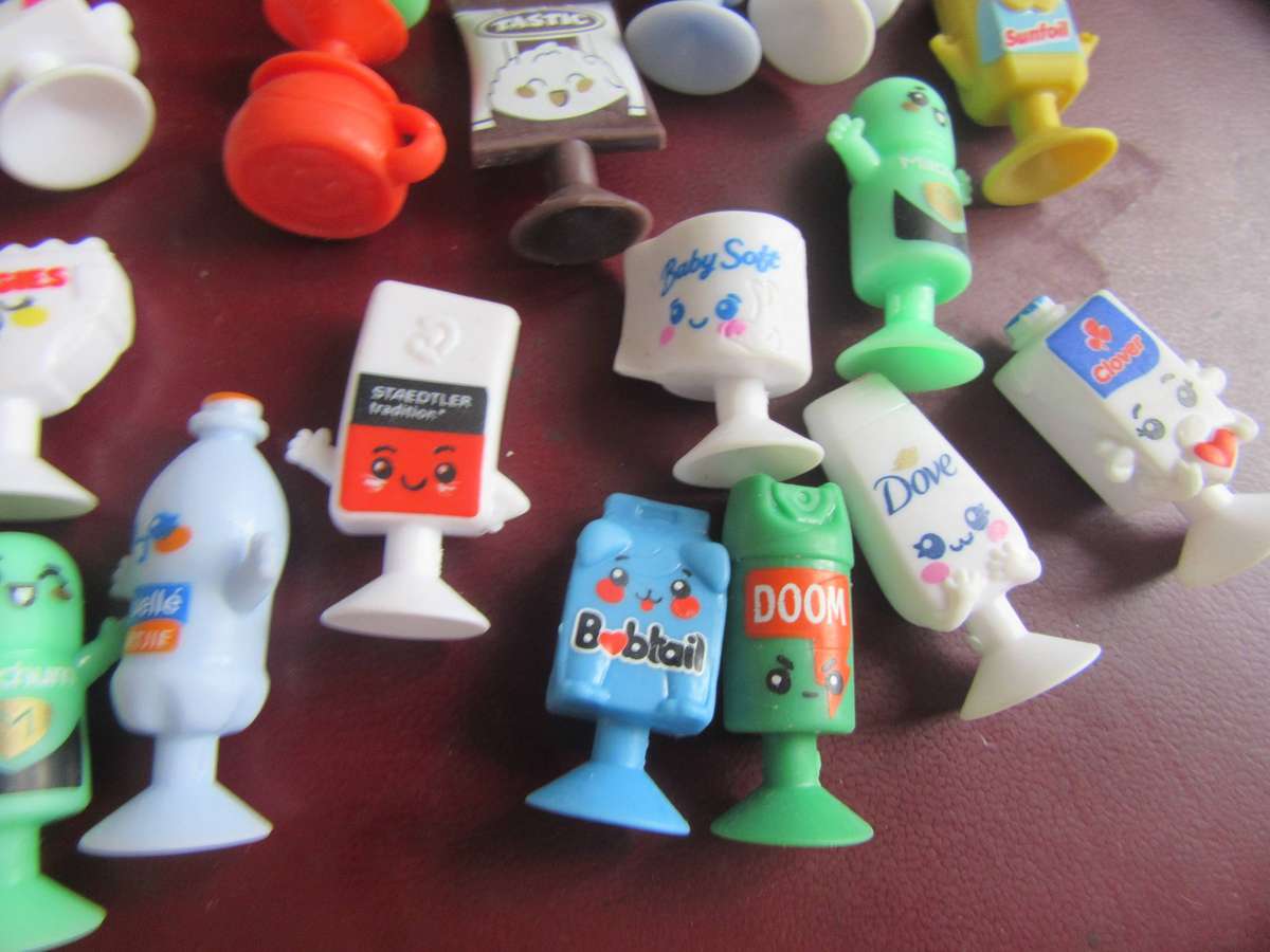 CHECKR'S LITTLE POP SHOP - 20 VARIOUS INCL. DUPLICATIONS - AS PER SCAN - BID PER ITEM