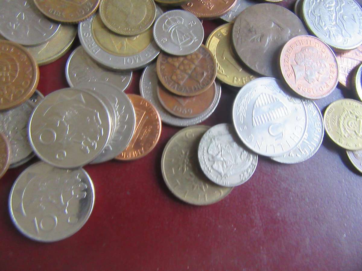 120 WORLD COINS INCL. RSA COINS - LOT5 -BID PER COIN