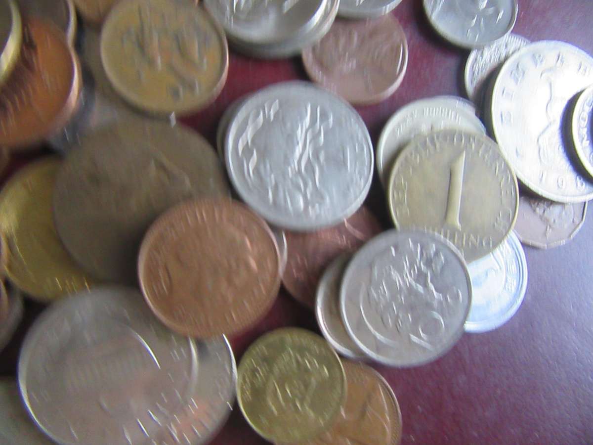 120 WORLD COINS INCL. RSA COINS - LOT5 -BID PER COIN