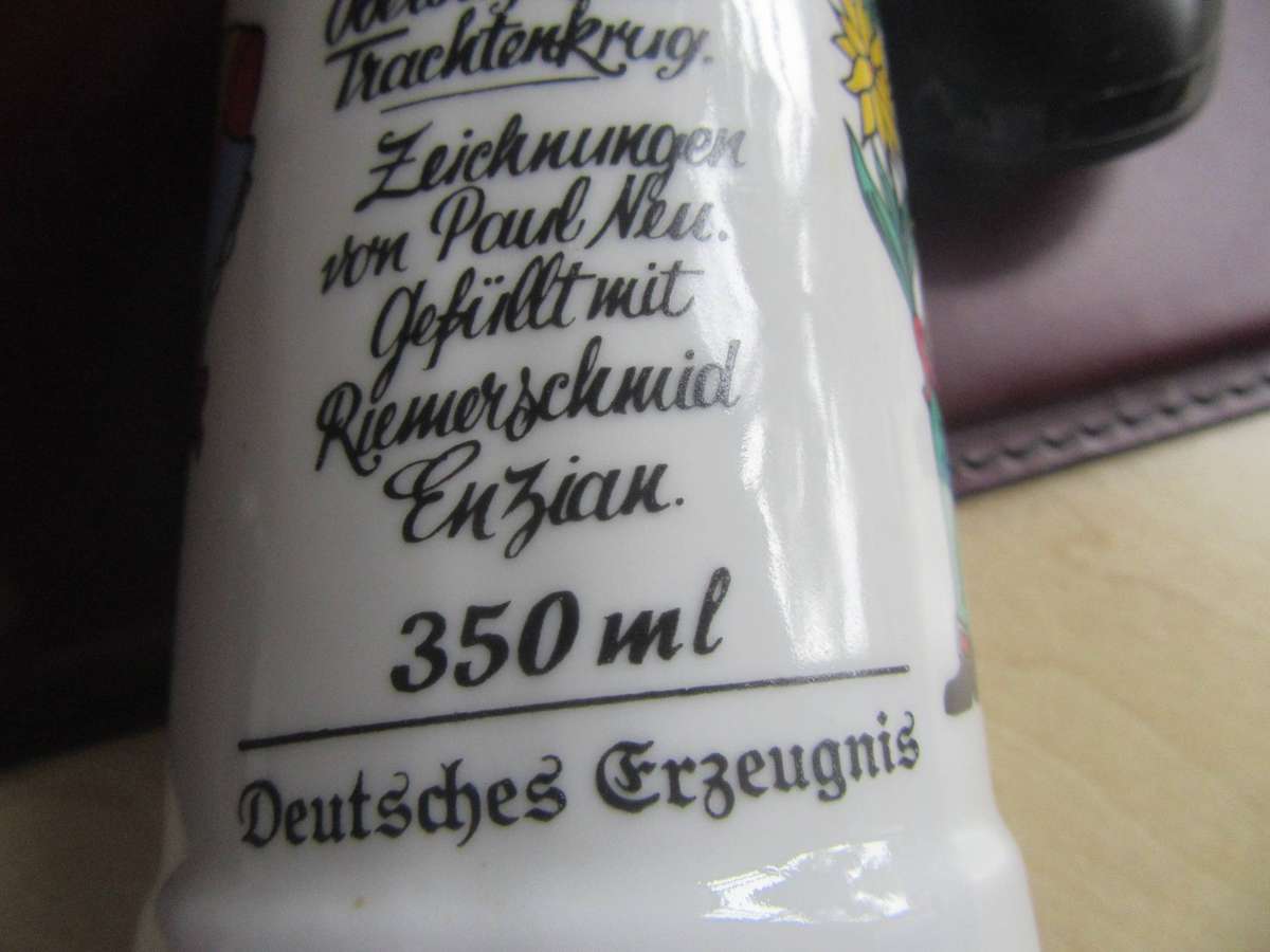 A MUST FOR THE MANCAVE - BEAUTIFULCERAMIC BOTTLE - HOCHLAND ENZIAN FROM GERMANY - ASPER SCAN