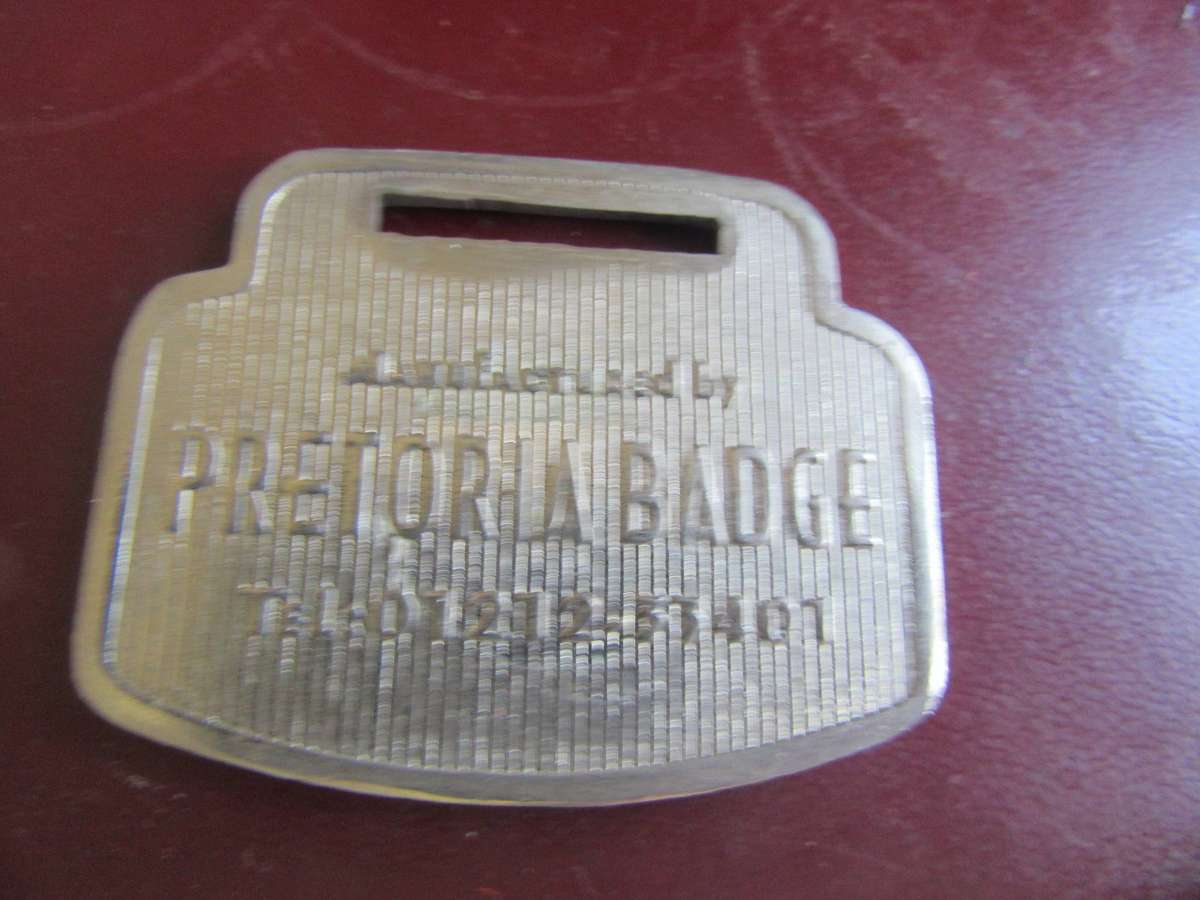 TEN VARIOUS MEDALS - AS PER SCAN - BID PER ITEM - M4