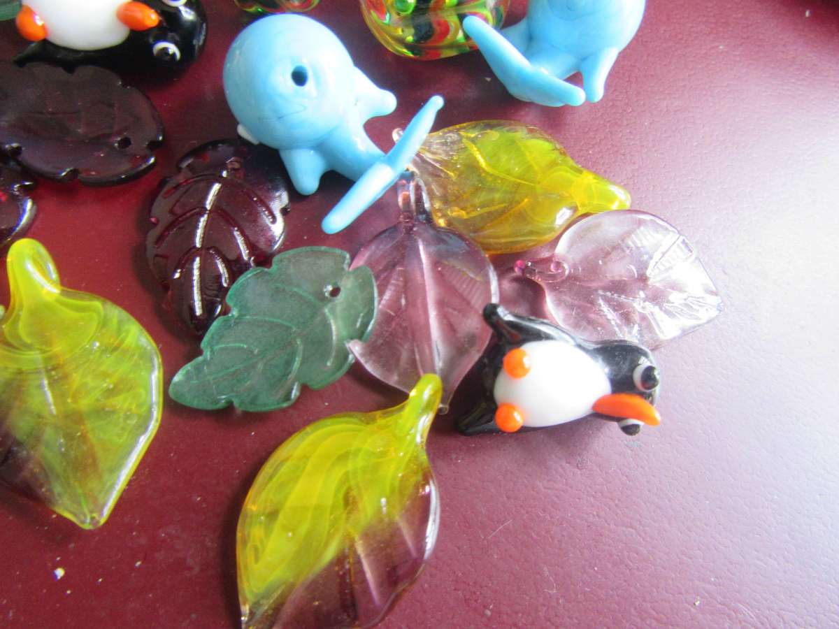 22 VARIOUS GLASS BEADS - AS PER SCAN - B1- BID PER ITEM