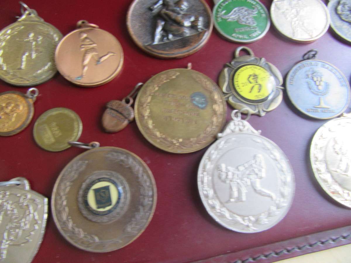 29 VARIOUS MEDALS - AS PER SCAN - BID PER ITEM