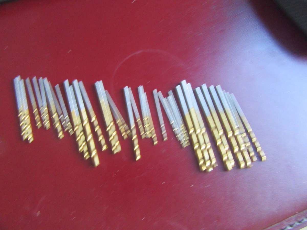 50TITANIUM COATED DRILL BITS FOR WOOD - VARIOUS SIZES - AS PER SCANN- WD5 - BID PER ITEM