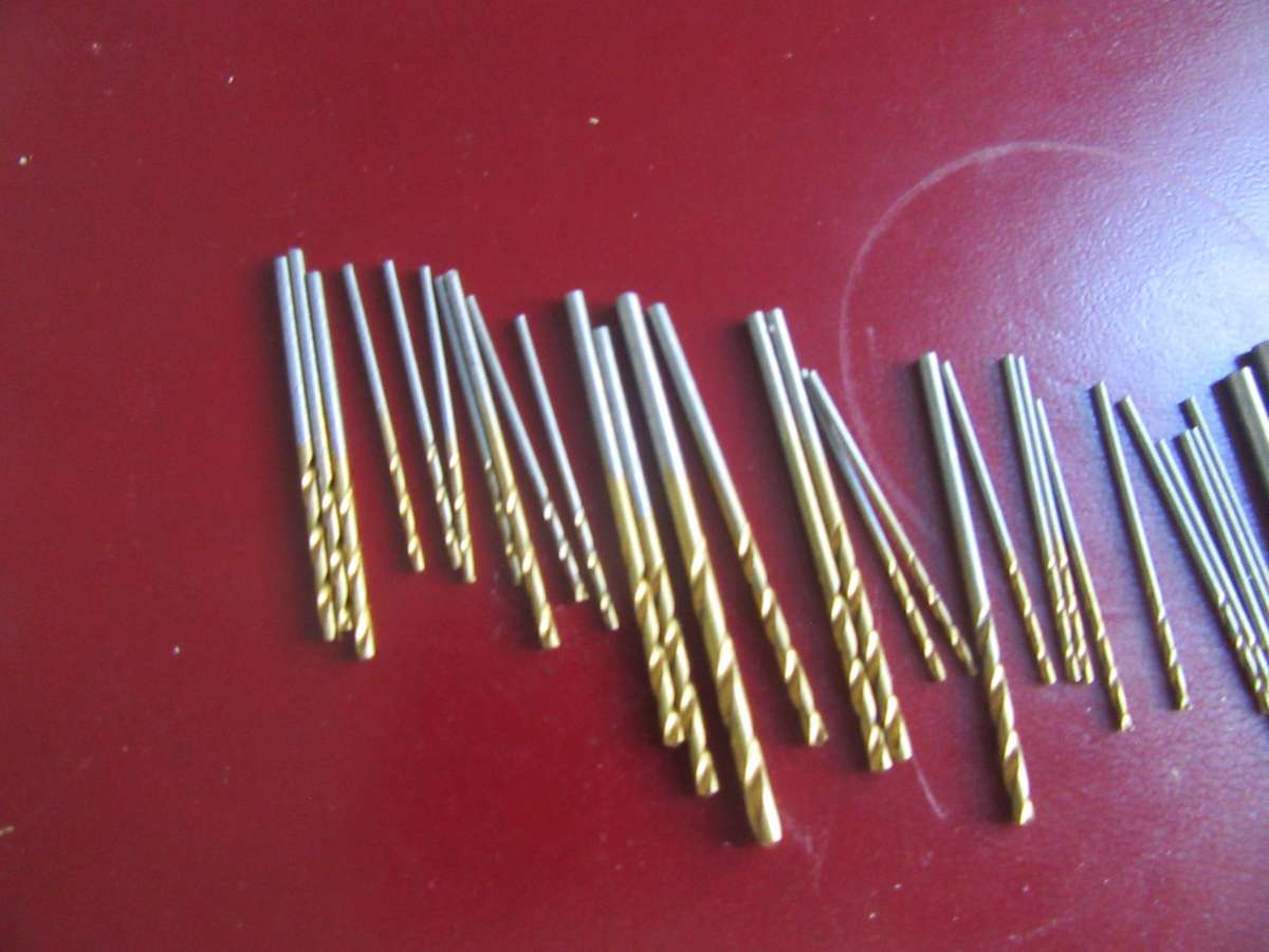 50TITANIUM COATED DRILL BITS FOR WOOD - VARIOUS SIZES - AS PER SCANN- WD5 - BID PER ITEM