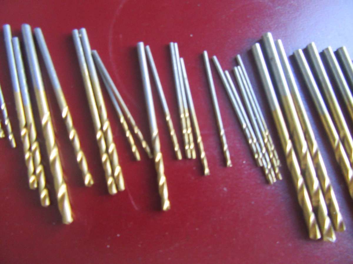 50TITANIUM COATED DRILL BITS FOR WOOD - VARIOUS SIZES - AS PER SCANN- WD5 - BID PER ITEM