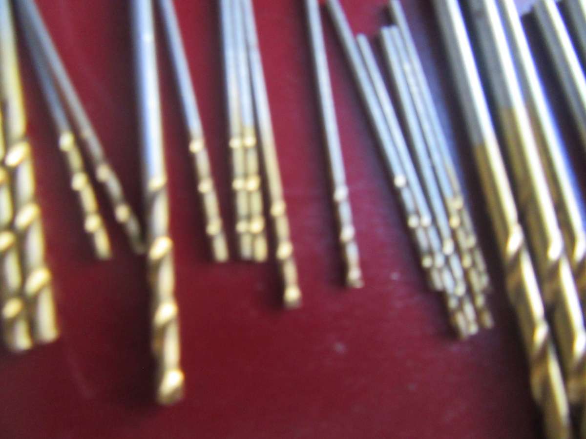 50TITANIUM COATED DRILL BITS FOR WOOD - VARIOUS SIZES - AS PER SCANN- WD5 - BID PER ITEM