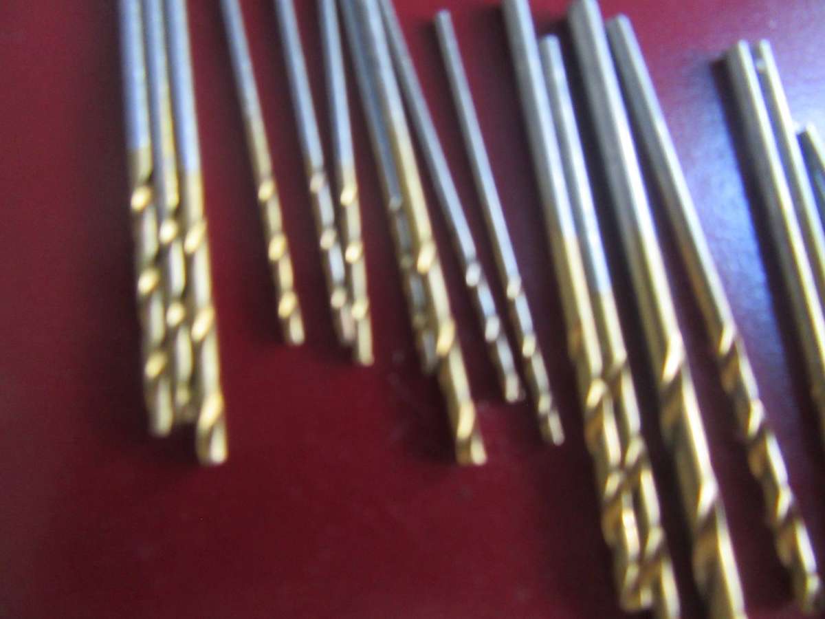 50TITANIUM COATED DRILL BITS FOR WOOD - VARIOUS SIZES - AS PER SCANN- WD5 - BID PER ITEM