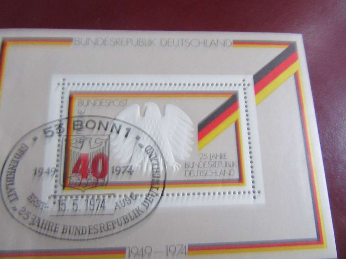 NICE GERMANY SELECTION - 11 VARIOUS - BID PER ITEM