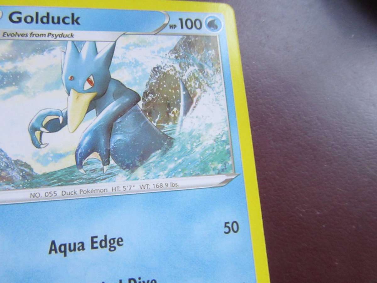 POKEMON CARD - GOLDUCK
