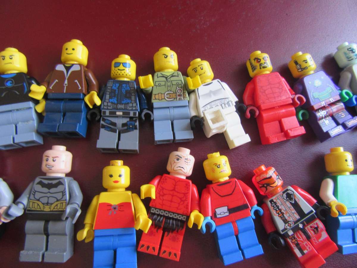 27 MINI FIGURE BUNDLE - AS PER SCAN - LD- BID PERITEM