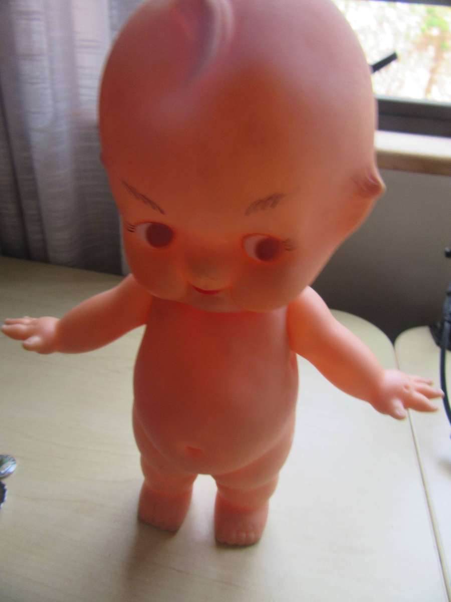 VINTAGE KEWPIE DOLL WITH BROWN EYES- APPR. 26CM - AS PERSCAN