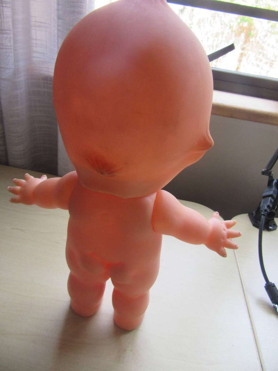 VINTAGE KEWPIE DOLL WITH BROWN EYES- APPR. 26CM - AS PERSCAN