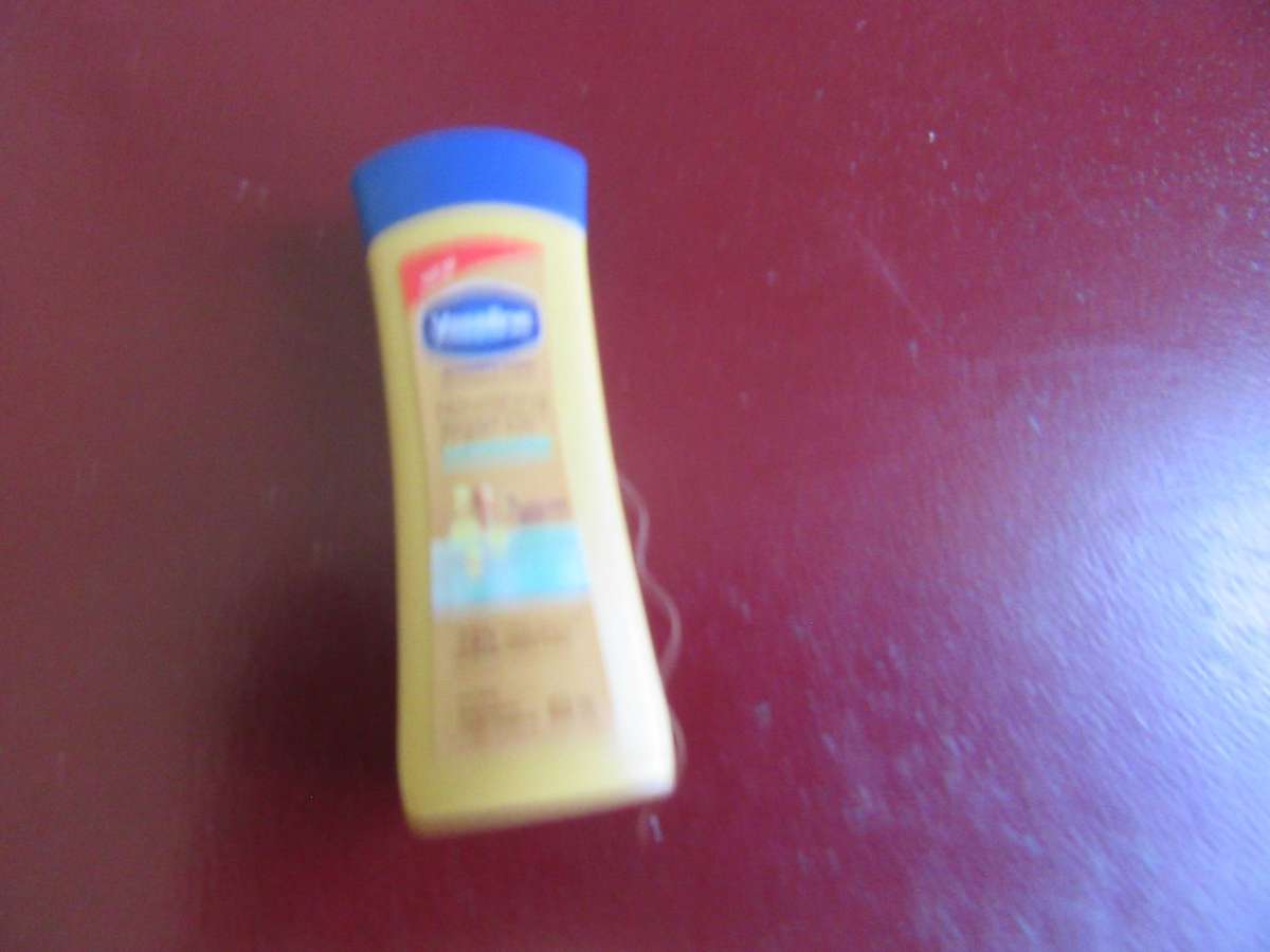 CHECKERS LITTLE SHOP GOES XTRA- 12 VARIOUS ITEMS - AS PER SCAN - BID PERITEM