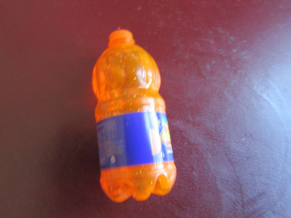 CHECKERS LITTLE SHOP GOES XTRA- 12 VARIOUS ITEMS - AS PER SCAN - BID PERITEM